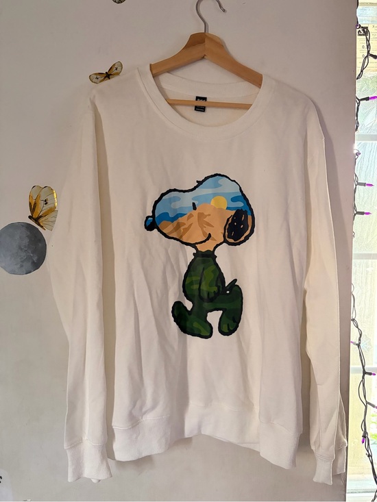 ROMWE Tops - ROMWE White Graphic Short Sleeve Tee with Colorful Cartoon Print